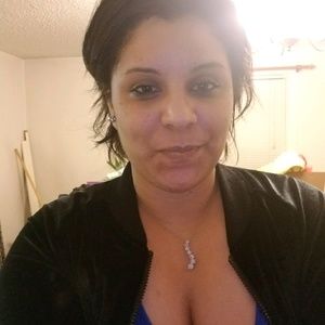 Meet your Posher, Lacy